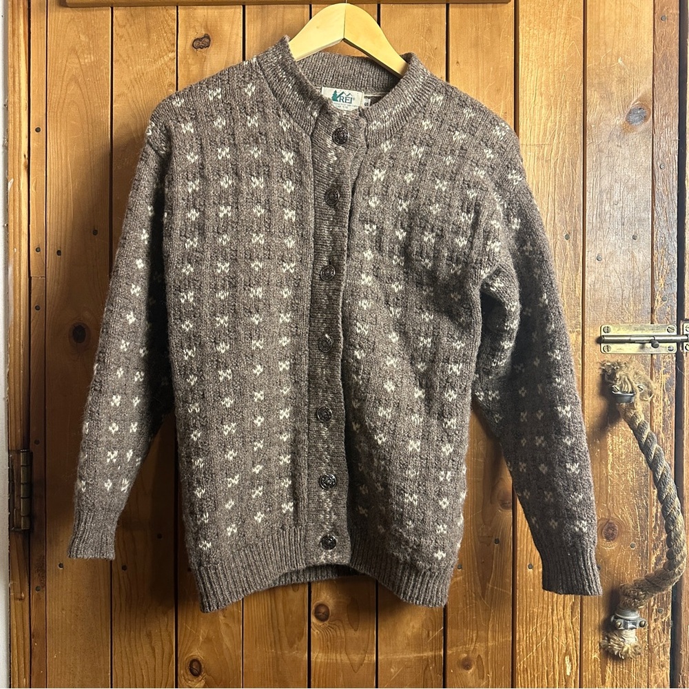 Vintage REI 100% Wool Knit Button Up Cardigan in Taupe Women’s Size Small